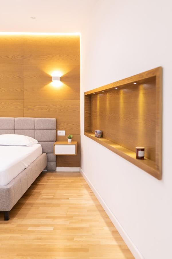 Exclusive 2 Bedrooms Apartment Тирана Екстер'єр фото